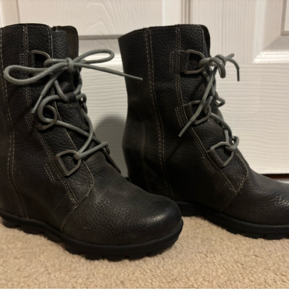 Sorel Black Lace Up Boots